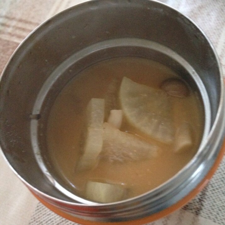 スープジャーで大根と揚げの味噌汁